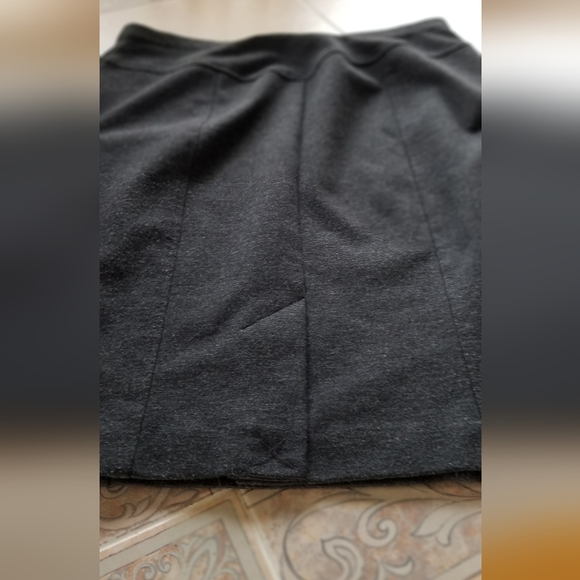 Ellen Tracy Skirt - Picture 2 of 5